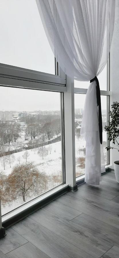 Сучасний Люкс З Приголомшливим Виглядом! Khmelʼnytsʼkyy Exteriér fotografie